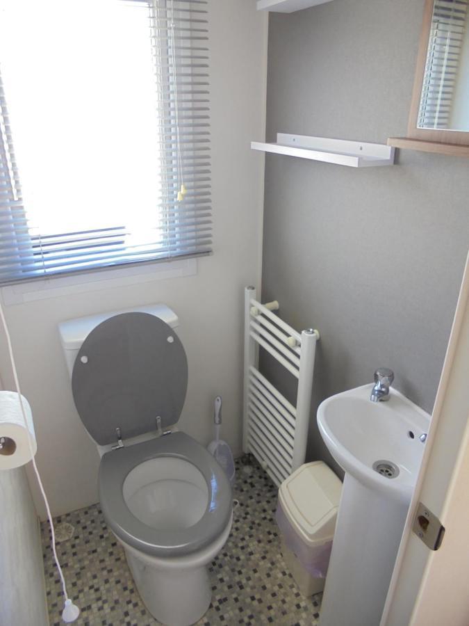 Kingfisher : Seabreeze:- 6 Berth, Enclosed Veranda, Close To Site Shop Ingoldmells Exterior photo